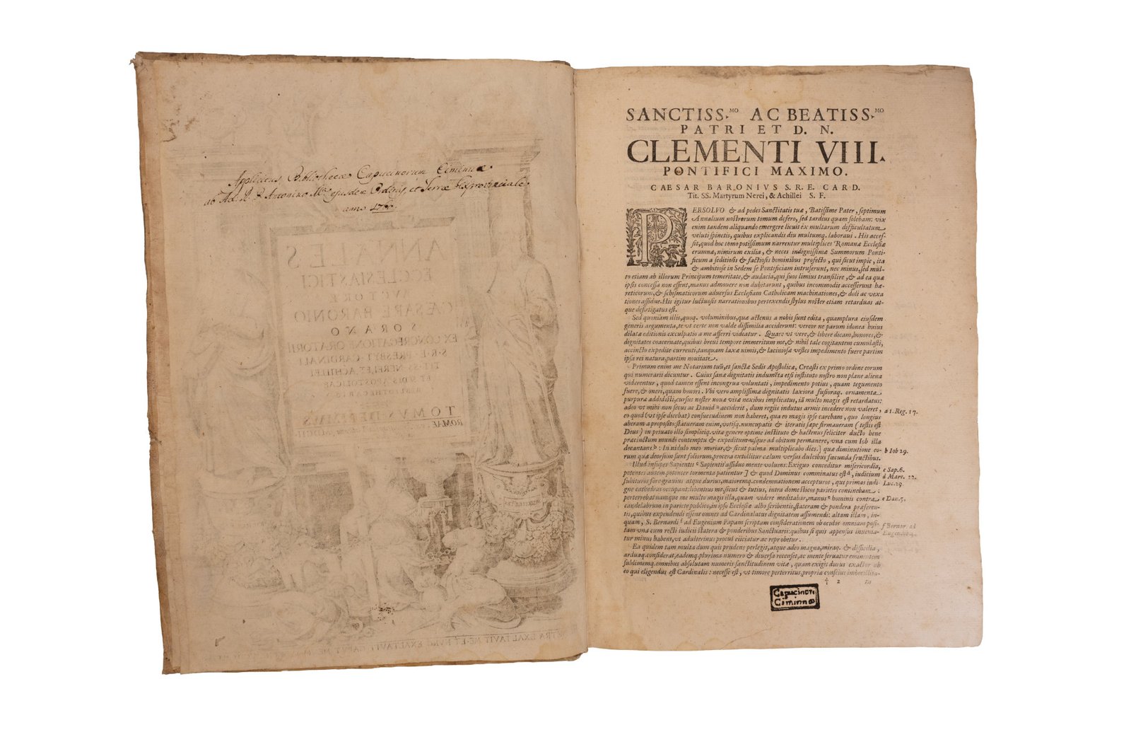 Pagina di dedica a Clemente VIII con nota di possesso manoscritta della Biblioteca dei Cappuccini di Ciminna